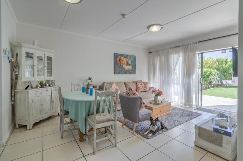 To Let 3 Bedroom Property for Rent in Somerset West Western Cape